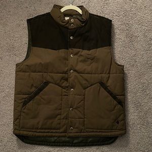 Legendary Whitetails longhorn ranchers vest
